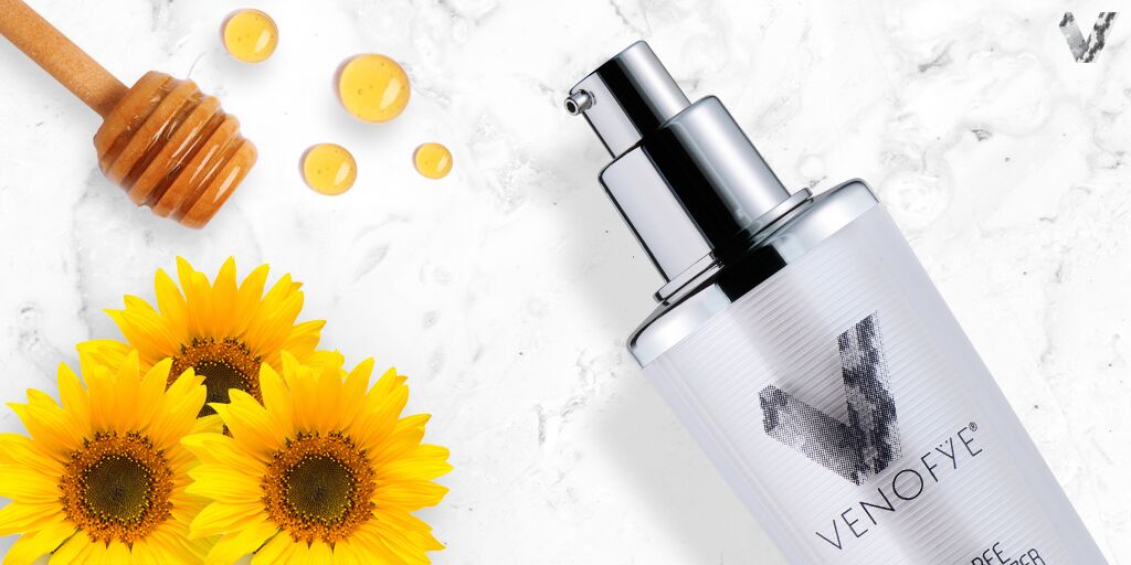Venofye's tweet photo. Did you know...

Pump dispensers are better than open jars when it comes to skincare packaging. This prevents air from entering into the product and degrading its ingredients. 

#skincaretip #packaging https://t.co/ygKxG86dJF