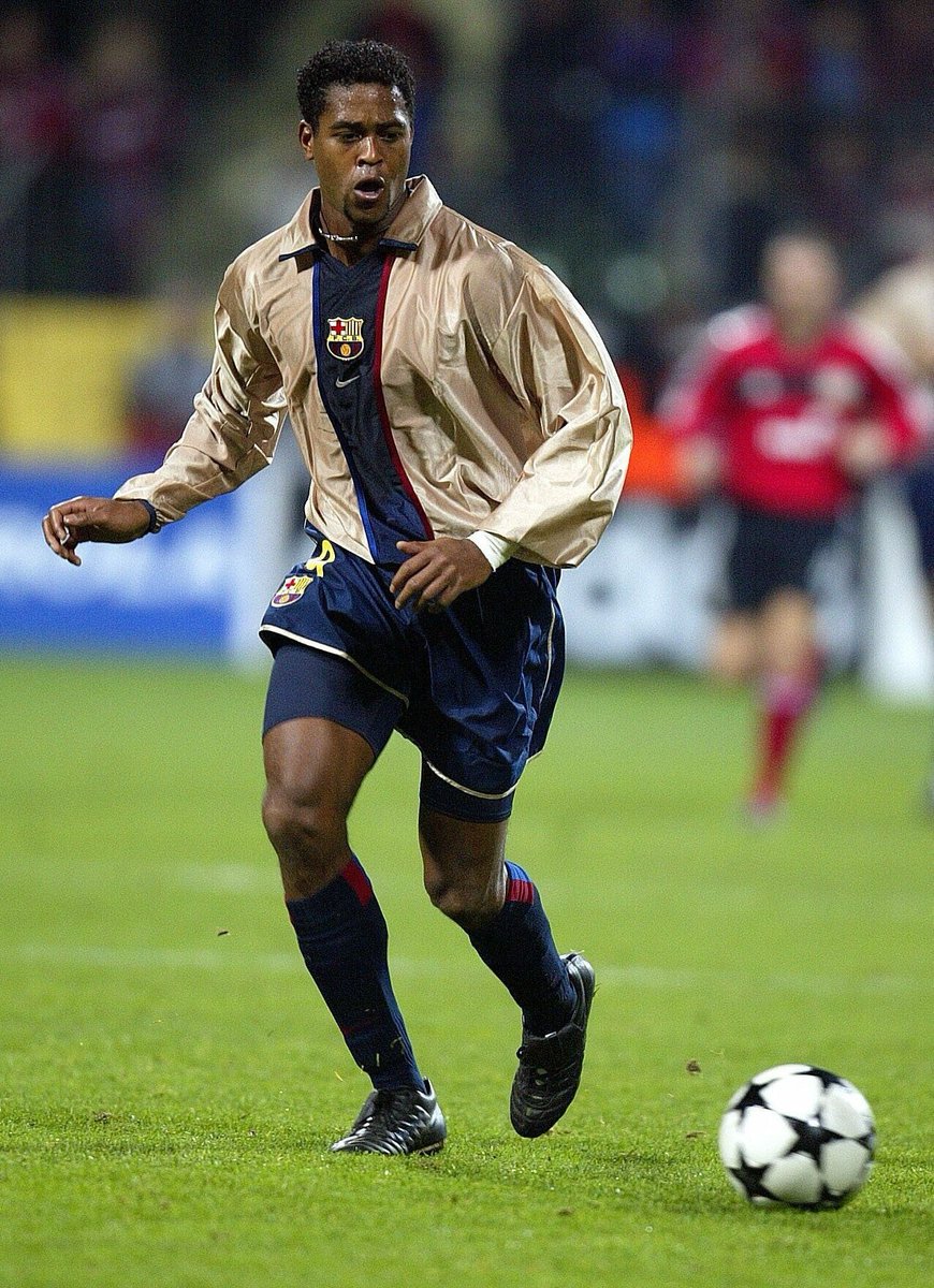 FootyAccums's tweet photo. Barça's 2001/02 away shirt was something else 😍 https://t.co/lutvdRVaYP