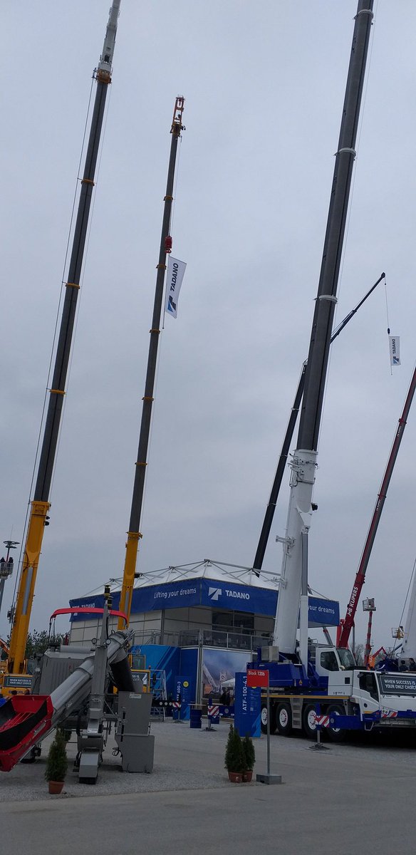 bertjan66's tweet photo. Vandaag rondgelopen op de @baumaOfficial one word #wunderbaar @Tadano_Group https://t.co/AWtD0aRp5u