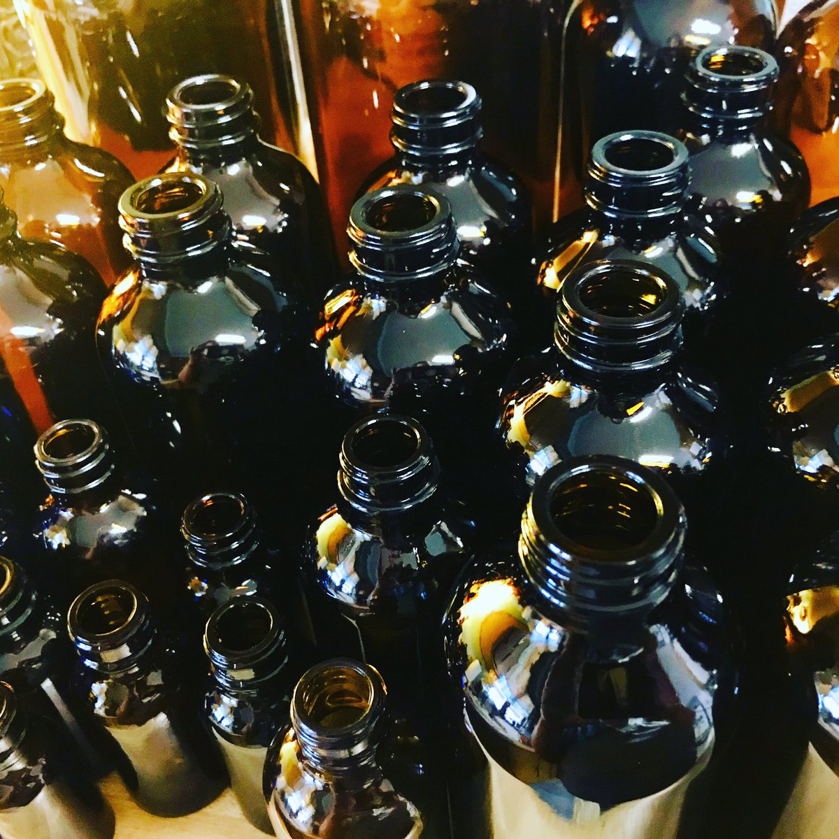 Did you know you could get $1 off your next purchase for a clean returned bottle??#recyclereusereduce 
Catch me at the @marshillfarmersmktnc @weavervilletailgatemarket @eastashevillemarket @westashevilletailgate
#reducereuserecycle #reducewaste #grateful #amber #herballove
