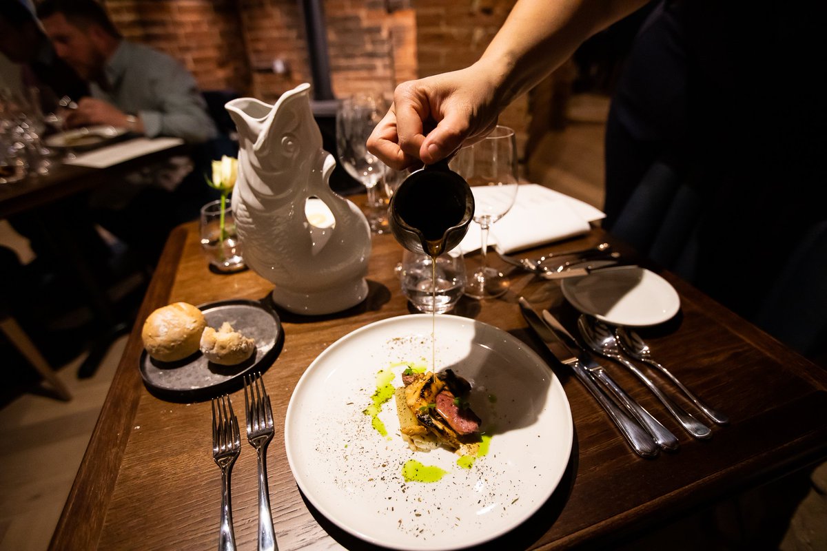 The Ingham Swan tweet media