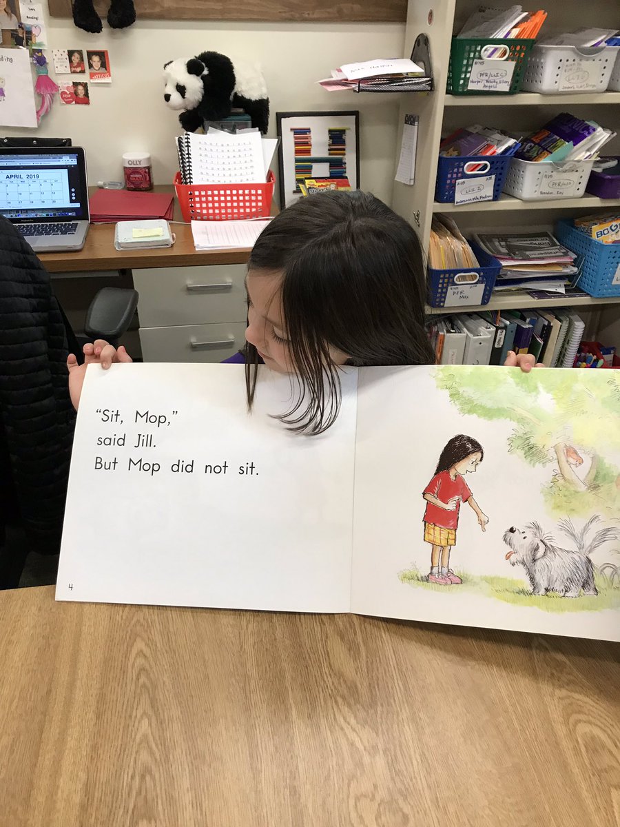 Little kinder teachers love to read! #112Leads #WeAreSherwood