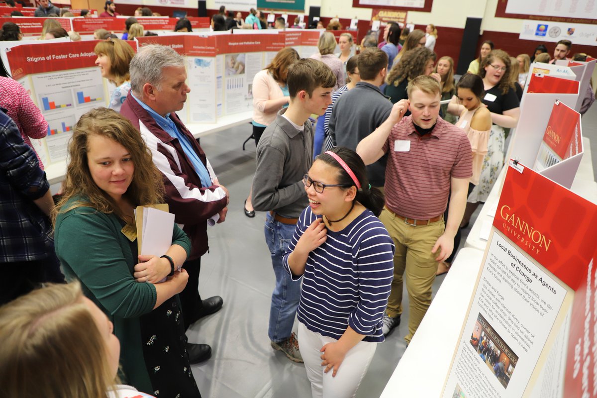 GannonU's tweet photo. Passionate students sharing research that makes a difference. #CelebrateGannon https://t.co/hyktIces4t