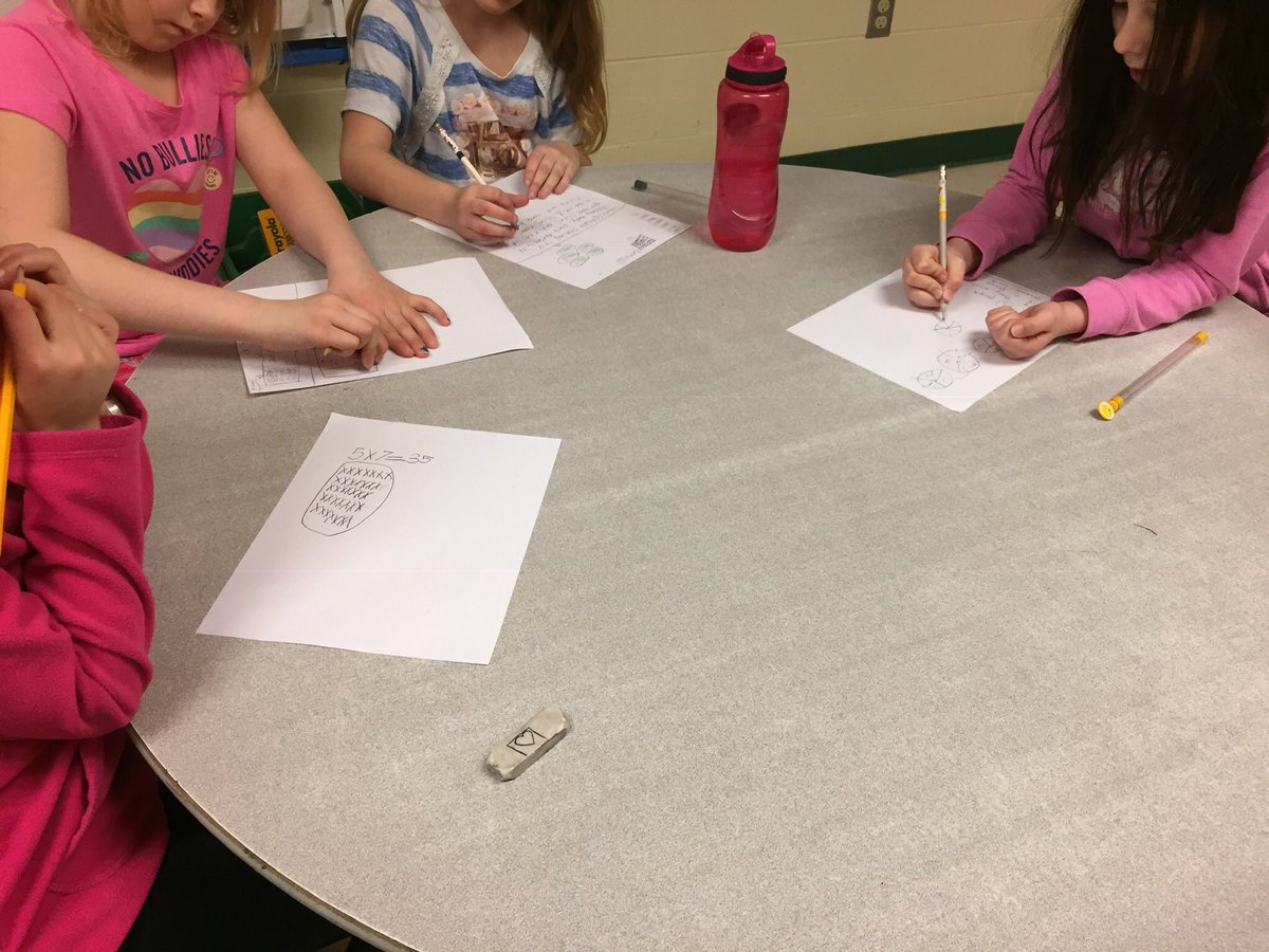 BirchviewDunes's tweet photo. Great problem solving strategies with Ms Stormesβ Grade 3s! #figurethis #gowIgotmyanswer @SCDSB_Schools https://t.co/dMidUmVKQN