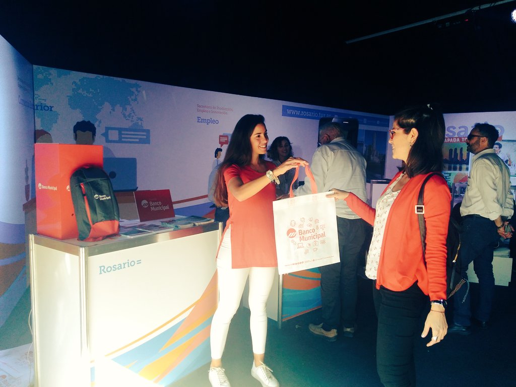 BancoMunicipal's tweet photo. Así nos encontras en el ingreso de #FIAR2019. Hasta mañana,  seguimos acompañando a la Feria de alimentación más importante de la región. https://t.co/ZCnfMg0aE0