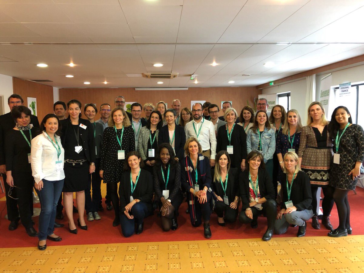 p_cnapelynck's tweet photo. Ce jeudi, 600 collaborateurs BNPP du bassin d’emploi de Bordeaux présents au Forum des métiers organisés avec nos collègues de PF,Centre de Services, Réseau,CSSB, Arval, Leasing Solution, Cardif, Risk. #BDDFOperations bien représenté avec un stand qui a connu un franc succès. https://t.co/APxqYI9IFD
