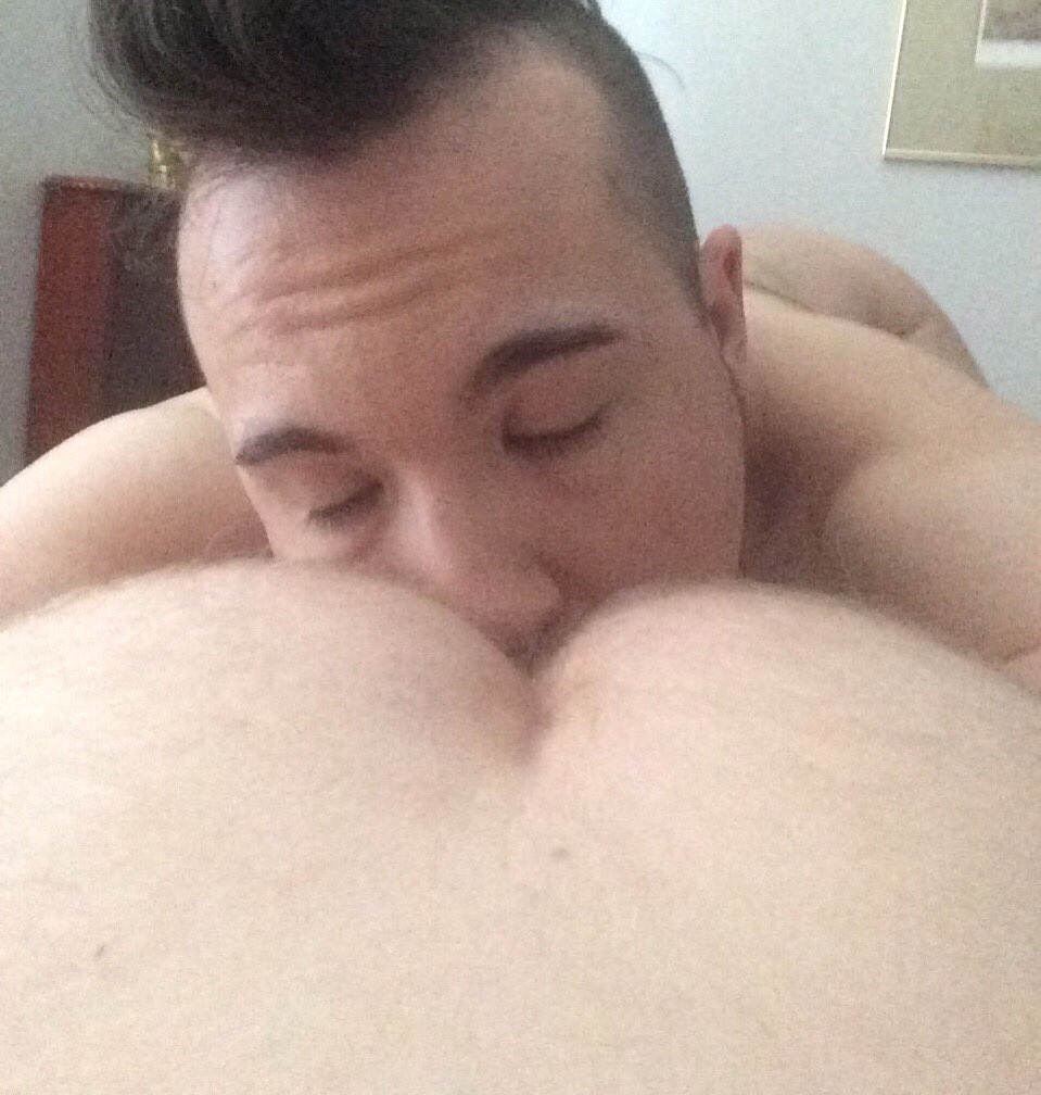 CalgaryBoy84's tweet photo. I know Iβve been quiet lately. But didnβt want you all to think anythingβs wrong. Been busy eatinβ butt! #hobbies #omnomnom #rimming #eatdatass https://t.co/kggoxl7YEz