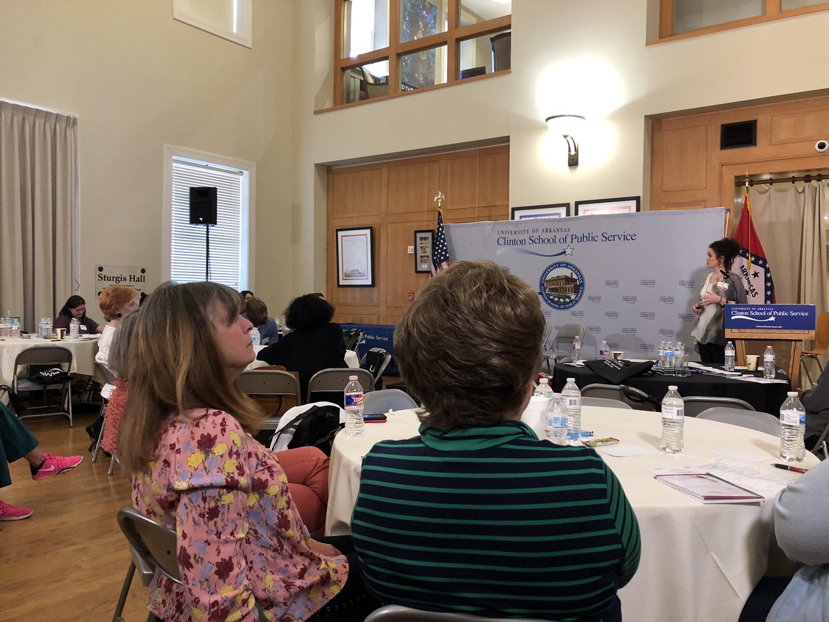 Combating the Opioid Crisis and Chronic Pain hosted by #UAMS Geriatric Educational Collaborative <a href="/ClintonSchool/">Clinton School of Public Service</a> ! Great FREE educational program for our most vulnerable patients. Thank you for allowing me to participate #opioidcrisis #chronicpain @UAMS_Anes <a href="/UAMSPain/">UAMS Pain</a>