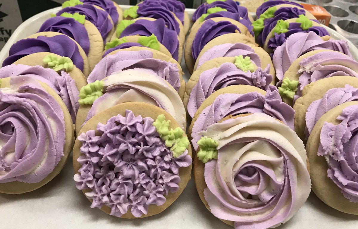 BakingWithTown's tweet image. Baking and Pastry students are finishing up some beautiful Prom desserts. #weflytogether #WPSProud #BlueAceNation #CareerTech