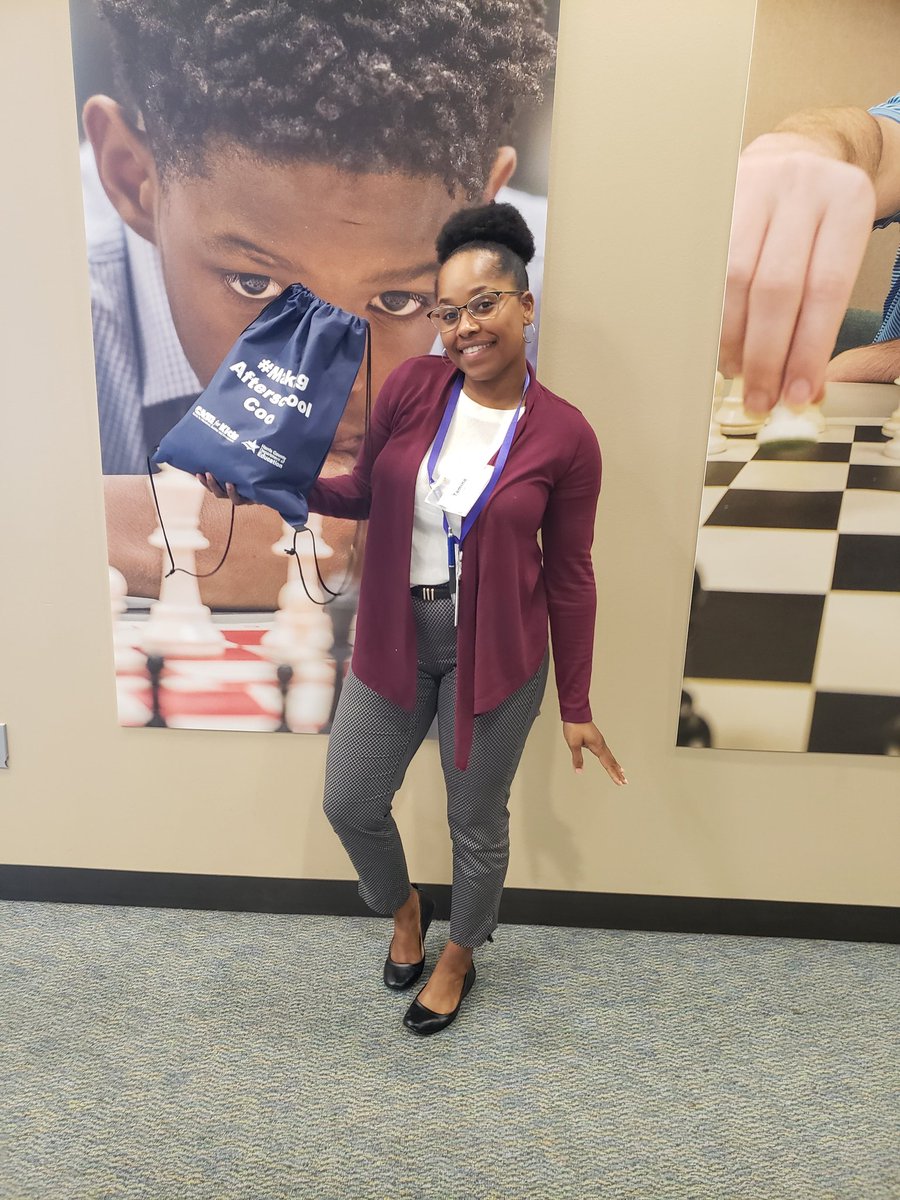 HCDE_CASE's tweet image. The winners of today&apos;s share challenge! Thanks for your participation! #CASESpringSymposium2019 #SpringSymposium2019 #MakingAfterschoolCool