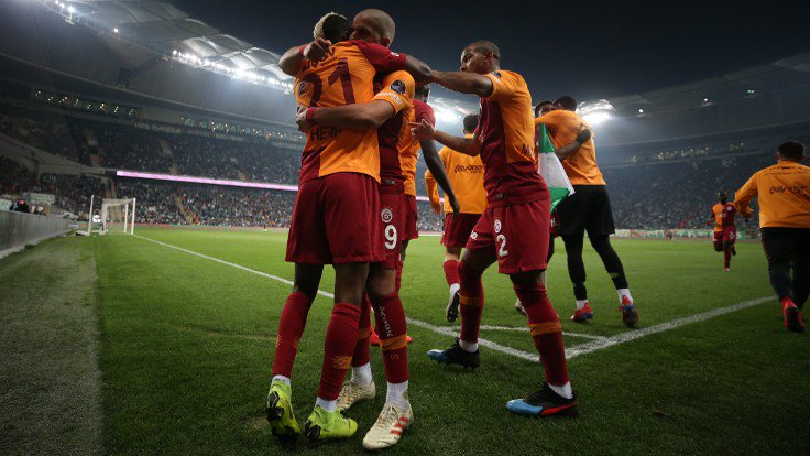 Basaksehir Fenerbahce Macinin Istatistikleri Sporx Galeri