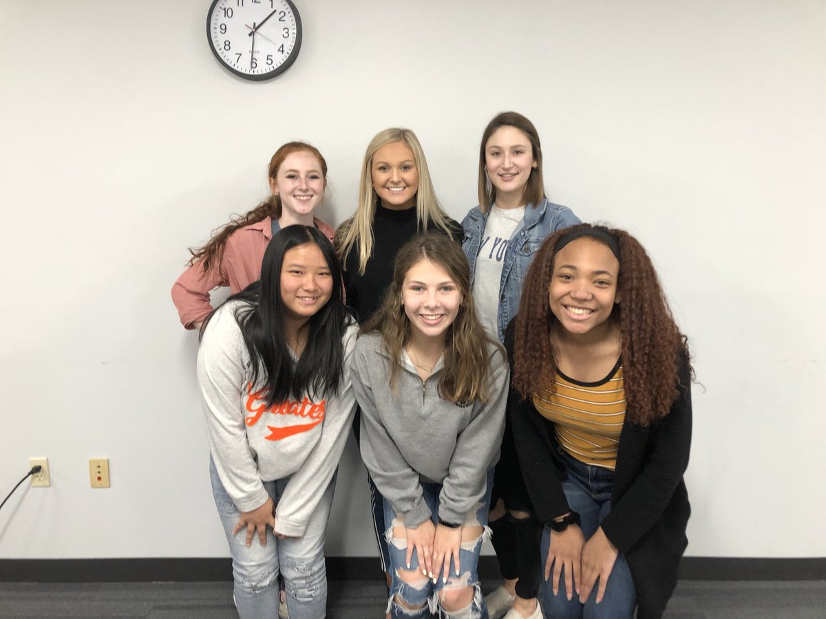 NebraskaDECA's tweet photo. Meet your Nebraska DECA State Officer Team 63! 
Lauren Unverzagt- President 
Abigail Saylor- Secretary
Skyler Evans- VP of Membership services 
Izzi English- VP of Communications
Lauren Lewis- VP of Business Partnerships 
Jessica Chen- VP of Alumni/Collegiate DECA https://t.co/L7WN3CQ9OY