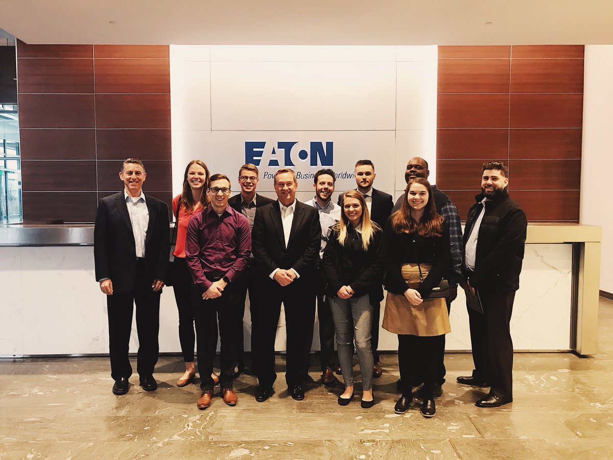 BAPCSU's tweet photo. Team #BAP on the tour at @eatoncorp learning all about the company and about their Internal Audit Department.
Thank you Jack Matejka and Kayla Pappas for leading the tour! All of us had such a great time!
#internalaudit #eaton #BAP #BetaAlphaPsi #BAPCSU https://t.co/mujV3wKSi3