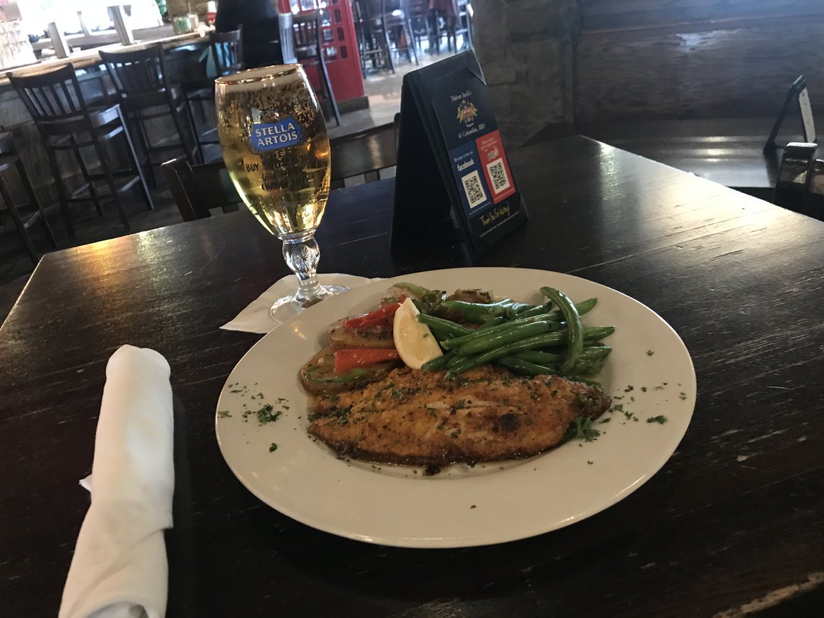 UJColumbia's tweet photo. Chef Craig's Delicious Special This Weekend! Southern Style Catfish with Roasted Potatoes and Green Beans, ONLY $13!!! Goes perfectly with a Stella, and you can keep the souvenir glass! https://t.co/O5Aq4dmkEY