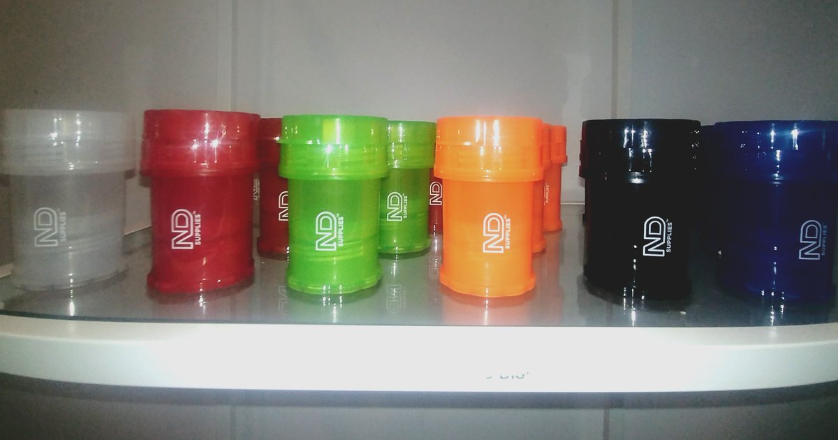 ND_Supplies's tweet photo. Did you know we offer custom designs on some of our products?
For example, we can put your logo on these giant grinders. Want to learn more? Visit our website!
.
#custombranding #customgrinders #herbgrinder #weed #kusharmy #420 #smokeweedeveryday #cannabis #cannabiscommunity https://t.co/01BwUheeER