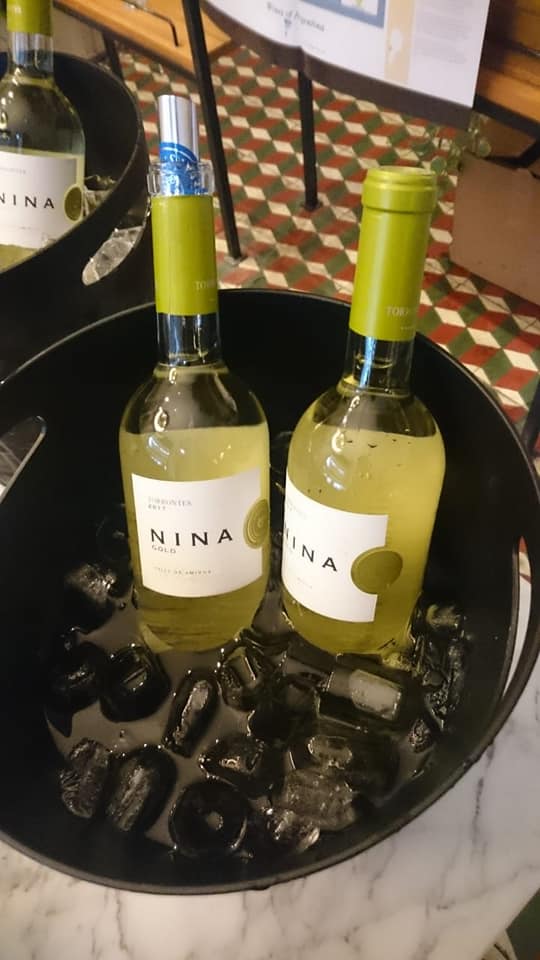 BodegasSH's tweet photo. Lanzamiento de NINA en Brasil
•São Paulo - 8 de abril
• Río de Janeiro - 10 de abril
• Recife - 11 de abril
De la manos de @BerkmannWine 
#valledeaminga #berkmannwinecellars #winefair
#bodegassanhuberto #larioja #wines #vino #winery #winelover #sommelier #vinoargentino https://t.co/nsitS1HQcY