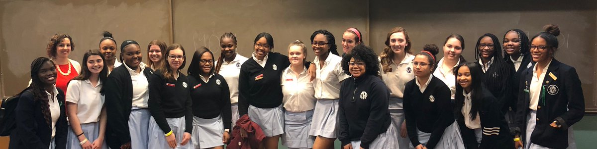IND1847's tweet photo. IND is so blessed to have the #1 ranked hospital in our own backyard!

IND’s BioMed students traveled to Johns Hopkins Hospital to listen to speakers about genetic counseling and mental health. IND educating lifelong learners! #indofmd https://t.co/4cMUFmTKVQ