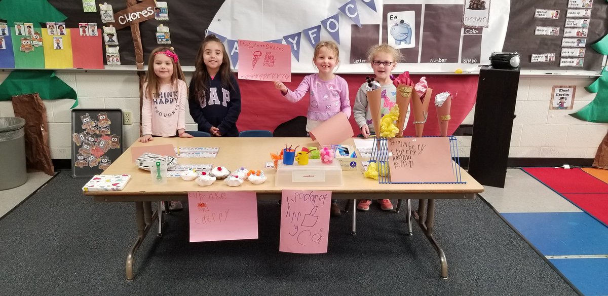 lesaschulte's tweet photo. The girls played ice cream shop and the boys came to try it out. We Worked on writing, tally marks, counting, cooperating, listening and so much more! Way to go girls!! @USD303 https://t.co/FR3XRGjyYc