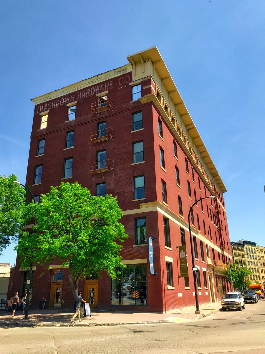 mckimbuilding's tweet photo. Whistle while you walk to work in your new office space! The McKim Building has a walkability score of 95. #exchangedistrict #healthyliving #healthyworking Now leasing https://t.co/pHjTCOzb4Z https://t.co/FrOvuARbA5