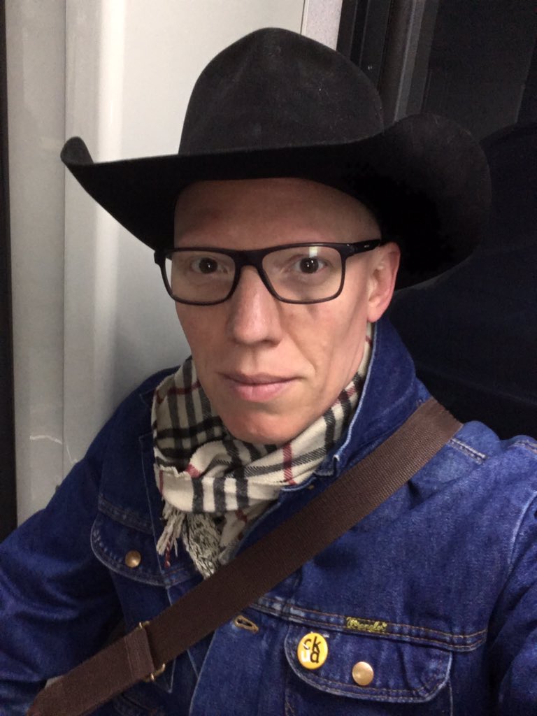 GrantStovel's tweet image. Hey, @ckuaradio true believers!
Last chance to support @MastersMatt!
The guy wrote AB classic Centennial Swell;
Played 100 gigs in 100 communities for AB's 100th;
Part of the Grand Cariboo Opry;
Hardwired into the music scene;
And your heart.
This is real radio!
You make it real.