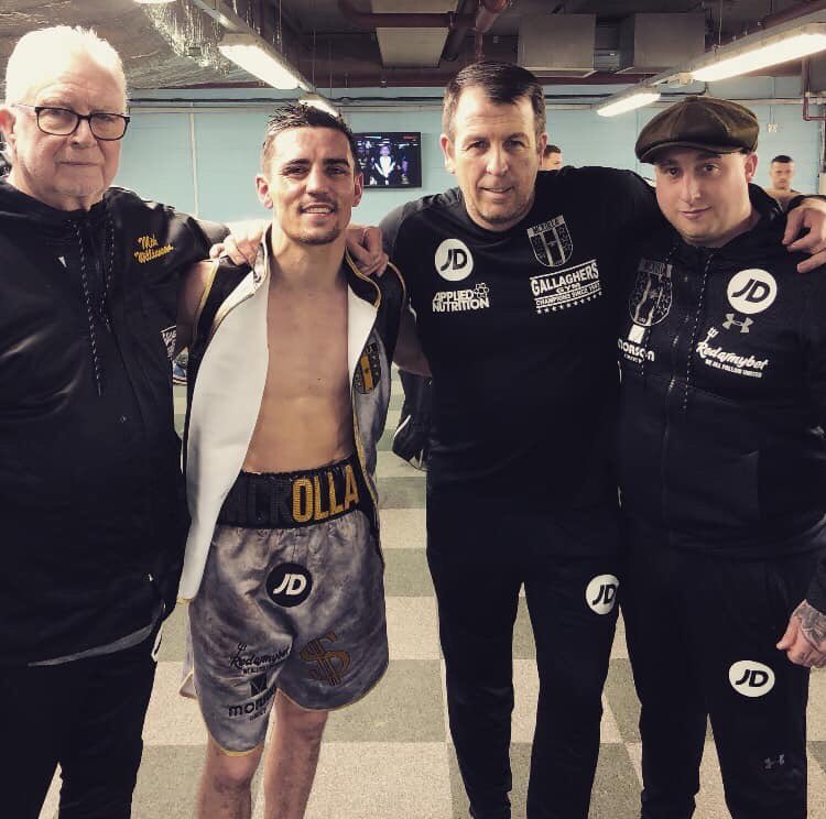 CutmanUK tweet media