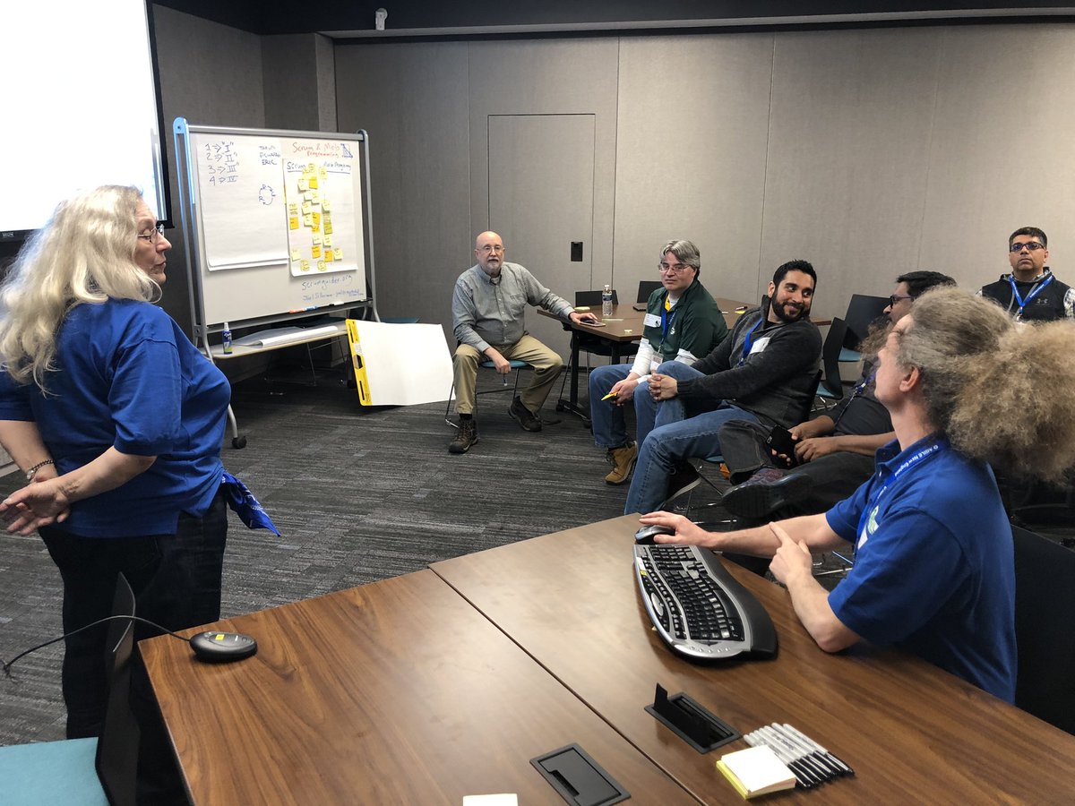 sonarc's tweet image. @WoodyZuill facilitating a coding dojo while @vanschoo navigates #MobProgramming2019