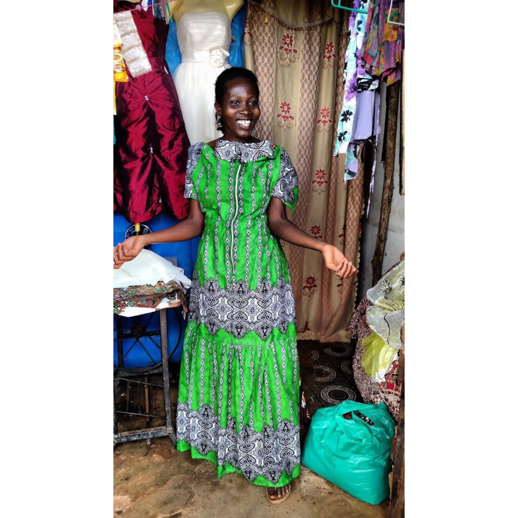 Resty was a recipient of a small business loan from Diar Foundation’s revolving fund.  She was able to expand her business to include clothing and fruits and vegetables.
#smallbusinessloans
#clothingbusiness
#wearediar
#helpushelpher
#womeninbusiness