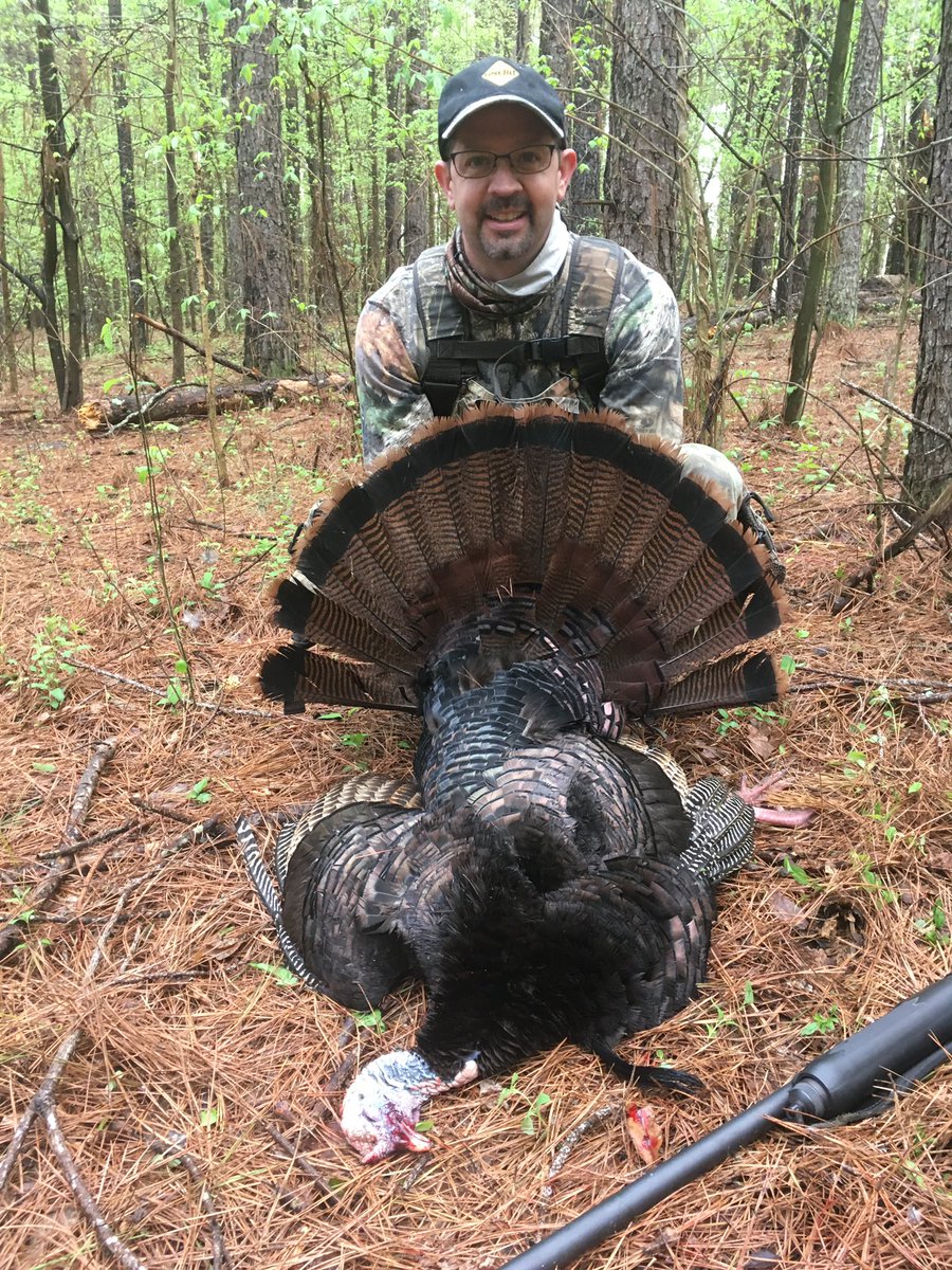 RSBenefiel's tweet photo. It was a good day in the turkey woods. #ItsBeenAWhile #TnTurkey https://t.co/pKEYmtpGjH