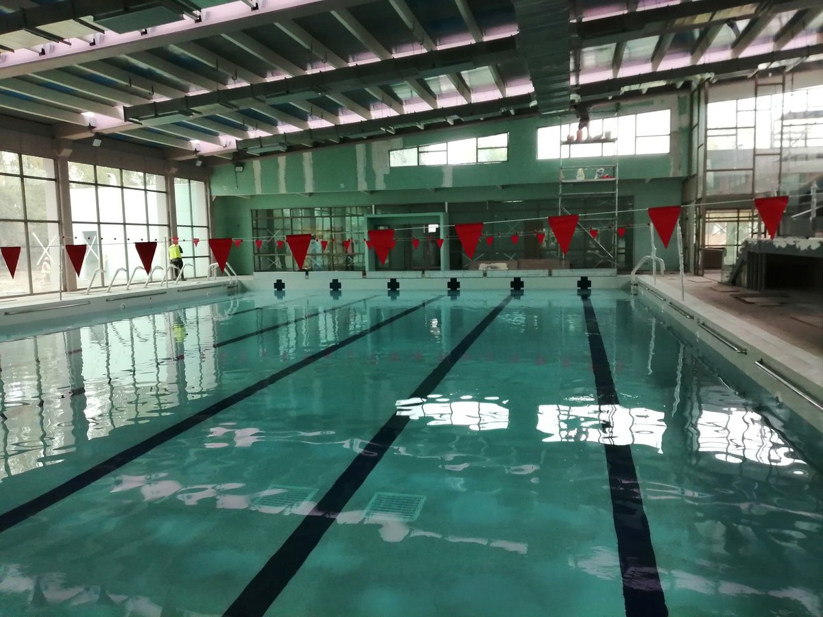 munisanjoaquin's tweet photo. ¡¡Estamos felices al ver que nuestra piscina temperada ya tiene agua 🥳🥳 Avanzamos a pasos agigantados en este gran proyecto que beneficiará a las vecinas y vecinos de la comuna!!
Pronto tendremos más novedades!! 😁😍 #SanJoaquín https://t.co/7kfWqT3s1G