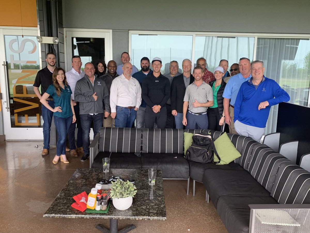 Pegasus__Tech's tweet photo. The Pegasus @TheMasters Watch Party has now earned its place among our annual events! Special guest appearance by @PGATOUR  winner/2015 Master's contestant, #DerekErnst + our own Masters Pro Shop. Thank you to #HPE &amp; @ChisumSports! #TheMasters #pegasustechsolutions #HPENextGenIT https://t.co/HjBnCXBsJh