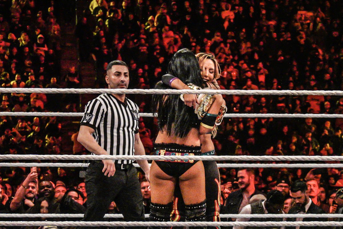@PeytonRoyceWWE @WWE_Ref123 Love you and @BillieKayWWE ❤️❤️ So Happy you had that moment
