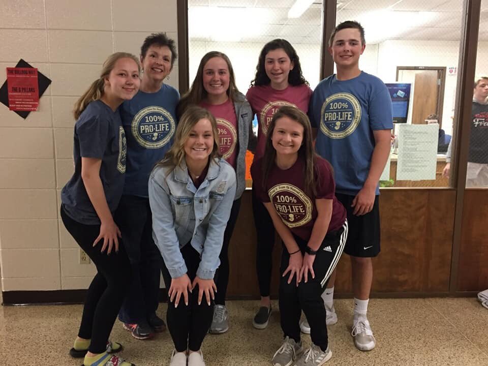 Defenders_4Life's tweet photo. We are starting to get some awesome photos, like this one from our pro-life friends in Nebraska from Auburn High School and Johnson/Brook High School. Happy #NPLTD! https://t.co/UIajR3k3J8