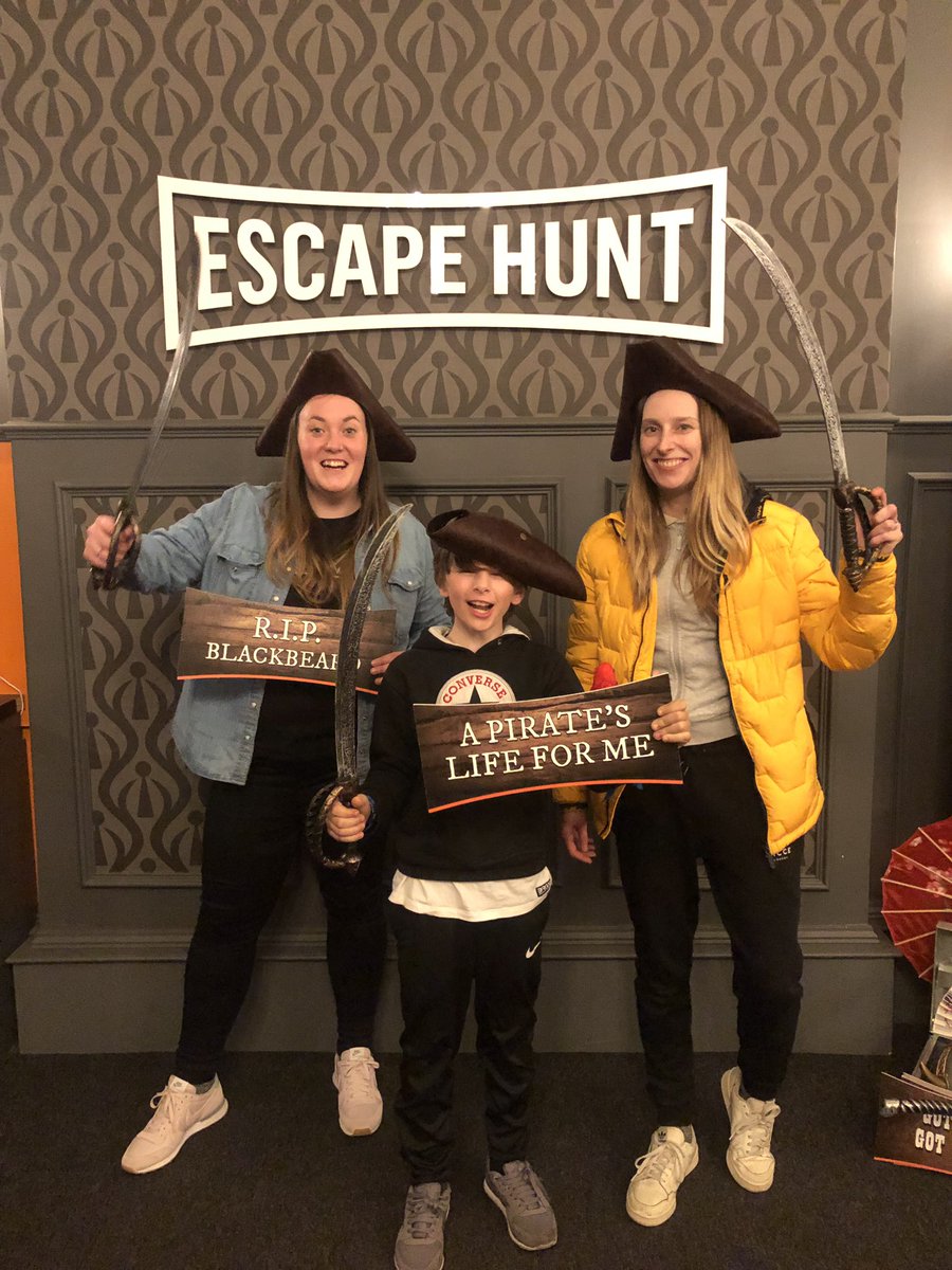 caitlinwilson12's tweet photo. What a great birthday spent at #escapehuntedinburgh ๐ดโโ ๏ธ ๐บ https://t.co/hflRhQBrY3