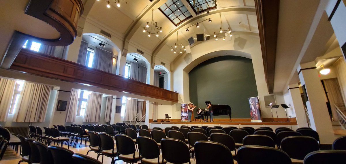 Dress rehearsals are really just private concerts. Love this goofy Shostakovich trio <a href="/cklopoushak/">Carissa Klopoushak | Violin</a> <a href="/RitornelloFest/">Ritornello Festival</a>