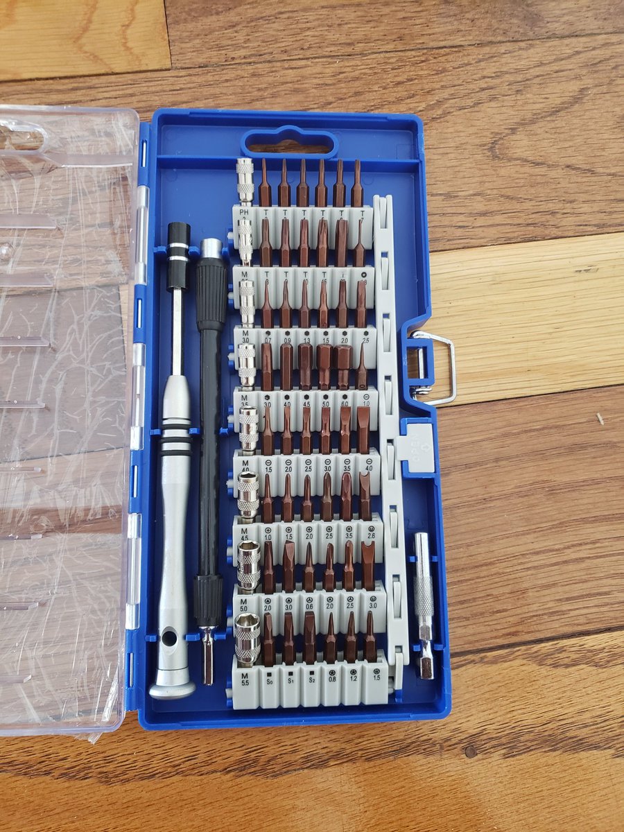 pooja21212121's tweet photo. This screwdriver bits are made of premium S2 steel material which is strong
A flexible shaft is included, which is great for stereo work as well as other large electronics where the screws are not on the surface
https://t.co/uQ9jlTaXAl
#aosky #srewdrivers #screwdriverset https://t.co/gveDQE2zCA