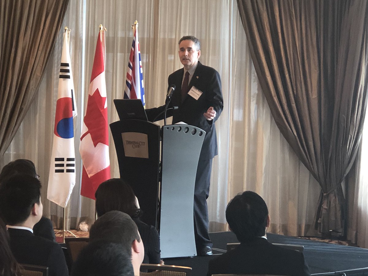 BBranin's tweet photo. SRO at #CKBA event today with @DanagherM highlighting opportunities for Cdn Companies in Korea. #timetodiversify #CKBA @TCS_SDC https://t.co/Fgw8yp68dh
