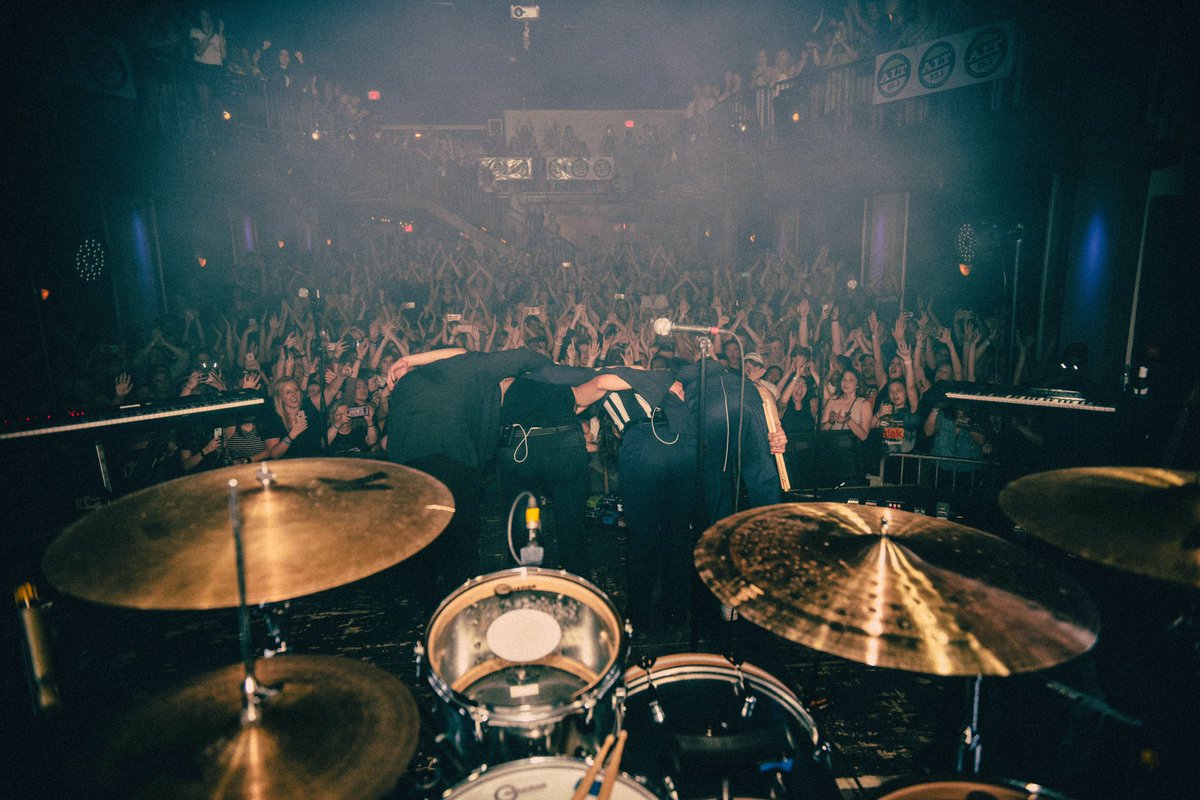 badsuns's tweet photo. mystic truth in raleigh, nc. https://t.co/P2gcjiKL4z