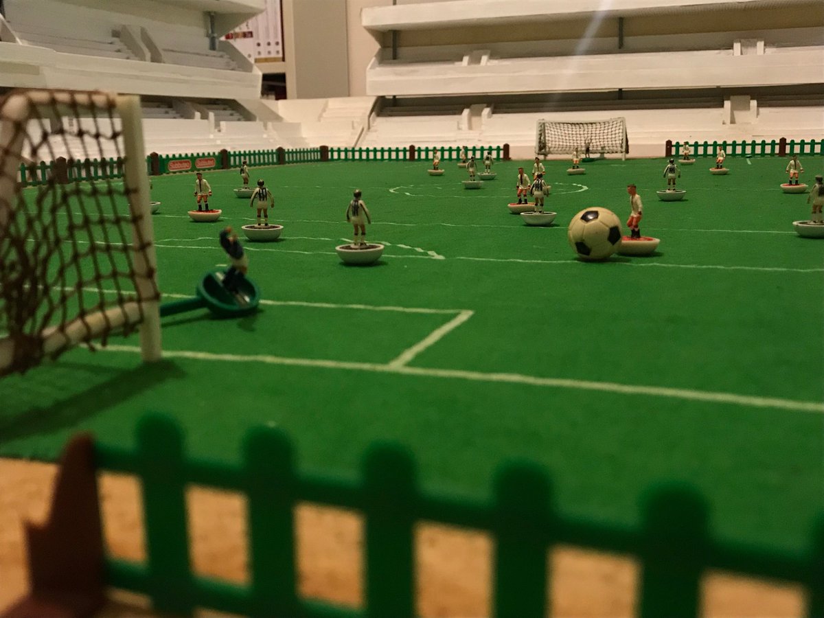 pperucchini's tweet image. #propagandalive Subbútéo o Subbuteo... Zoro l’importante è giocare!