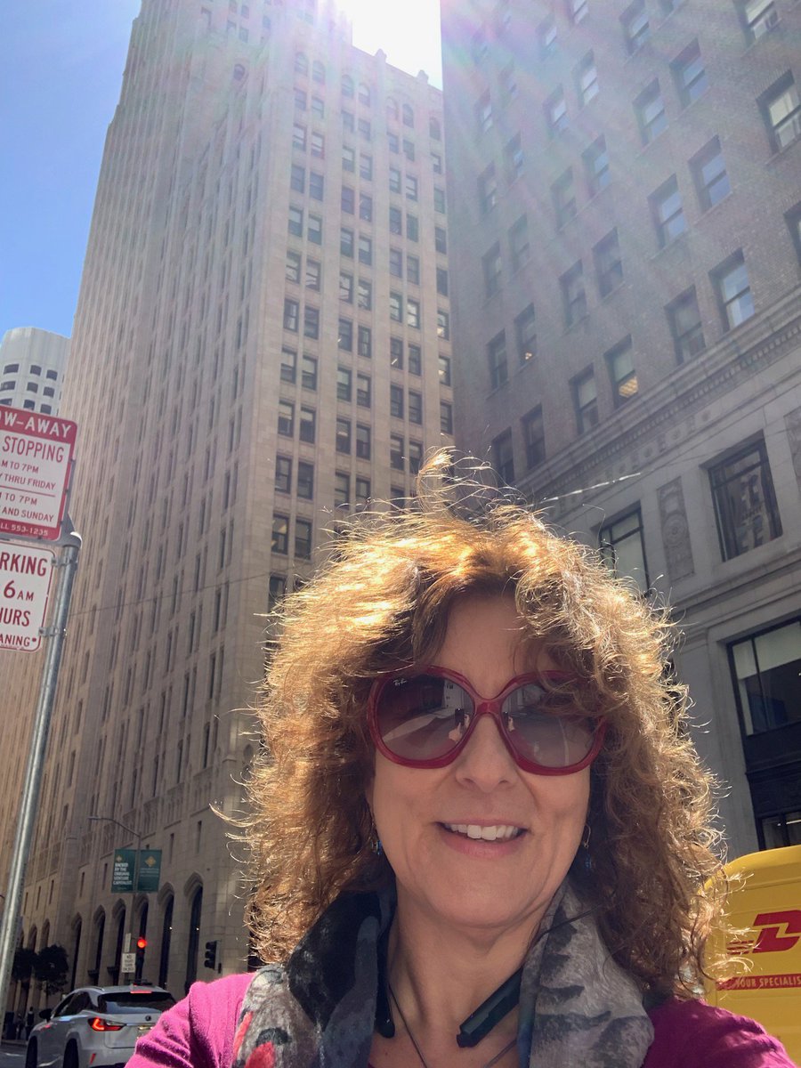 DeidreDiamond's tweet image. Walking into our #SanFrancisco office on Bush St. I'm here all week. Message me if you want to hear more about our services.