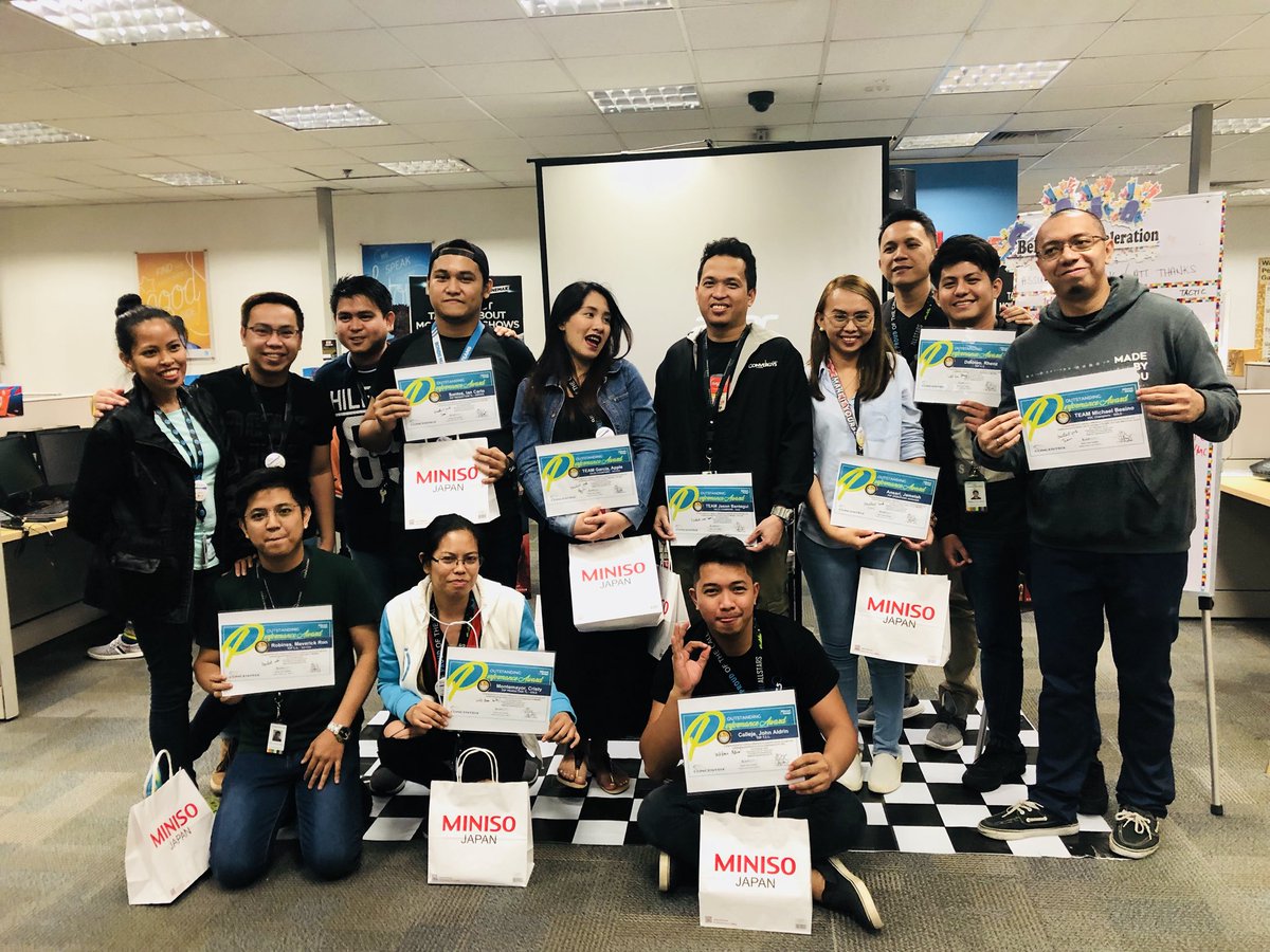 mega_supersales's tweet photo. Congratualtions to our February Top Performers! Let’s keep up the gord work Team MegaMall!! #TUGGLENATION  #FieldsFam @despi_jay  @AnsariJing  @ChekRodriguez  @LeFelineBoss @Kit_0501 https://t.co/KI3uqmNNIW