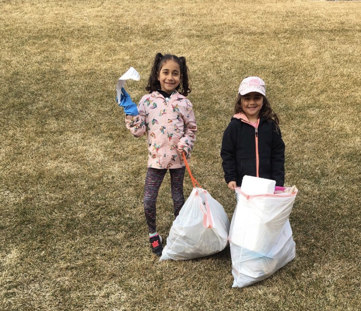 MmeHutton's tweet photo. Meera &amp; family took our class Earth Day Challenge and ran with it!  Thank you for helping tidy our neighbourhood and for getting in some fresh air too. Any other Room 10/12 or other Hawks able or interested are challenged to keep this going! We are VH Changemakers! ❤️🌎 https://t.co/YzgCFfwA5A