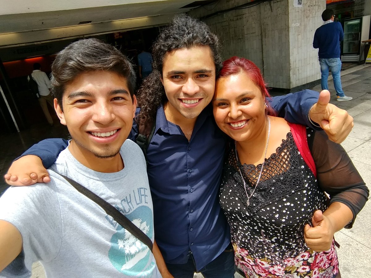 FabianAlamilloH's tweet photo. Hoy, concluyo una parte de mi vida con el @InjuveCDMX, donde dejé enojos, alegrías, proyectos y actividades, así como lazos de amistad, que van más allá de una relación de trabajo. ¡Muchas gracias INJUVE, por todo! ¡Muchas gracias #BrigadaDDHH por tanto! 😔❣️ https://t.co/Ch5EnEWTCr