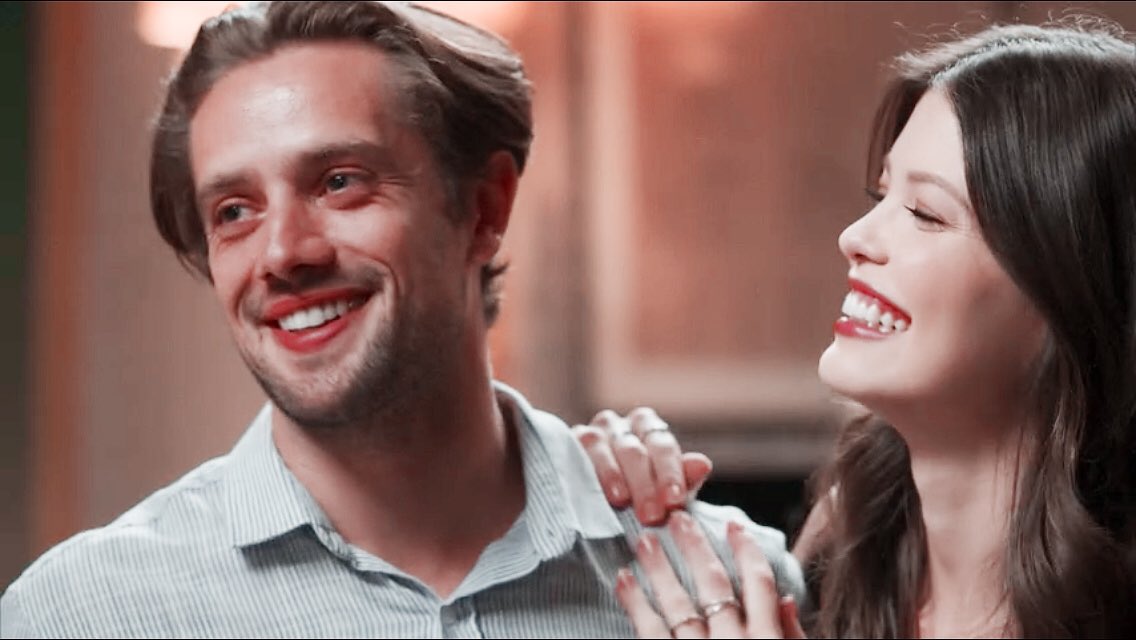 juniloquality's tweet photo. Cris/Julia &amp; Danilo/Daniel : 150

" cuida bem dela rapaz " 

" é só o que eu quero ... tem algum tempo já " https://t.co/Y8pXYk4JNJ