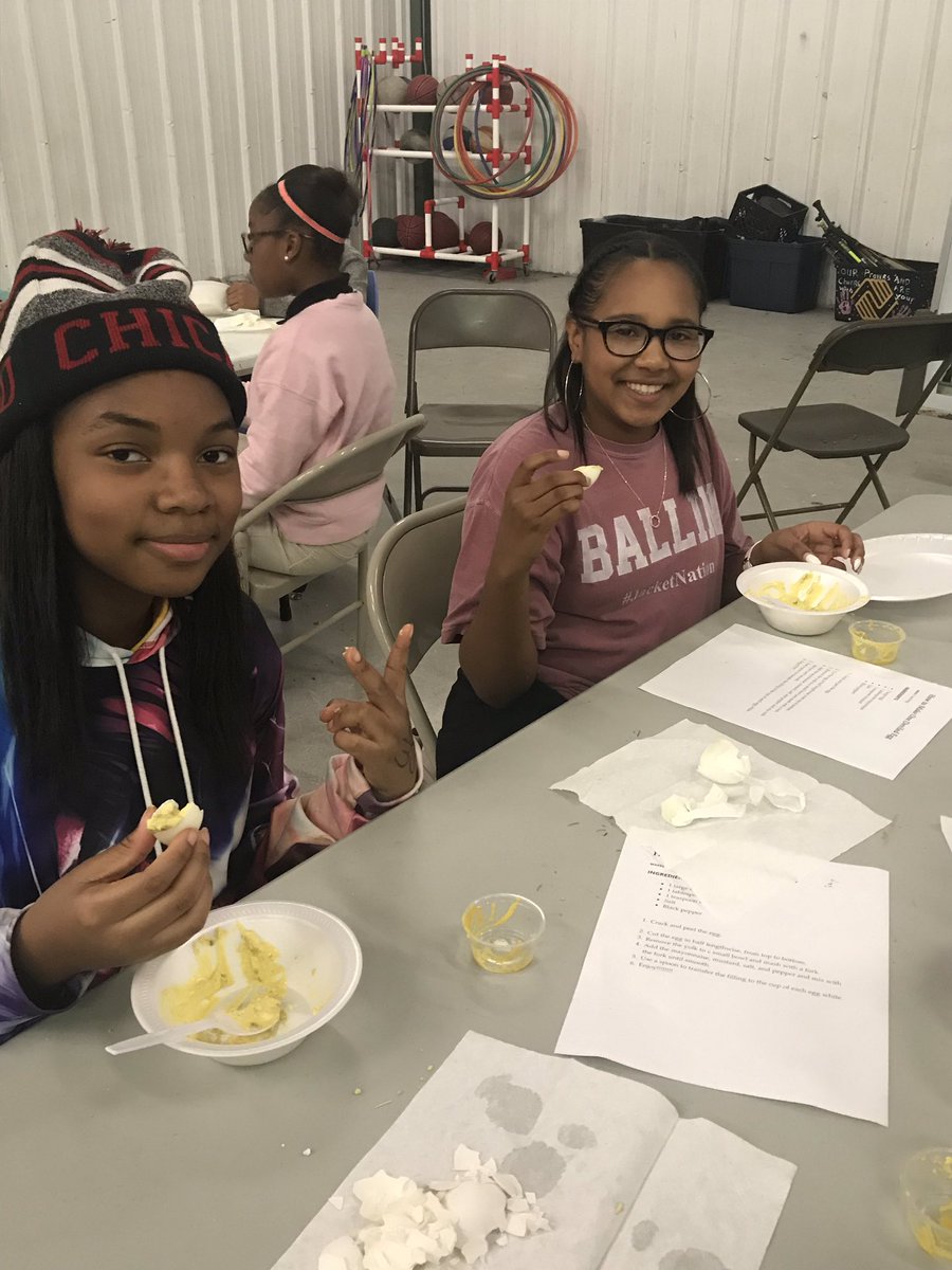 BGCGT17's tweet photo. National BGC Week 2019: Day 3– Health &amp; Wellness 
Fun w/Food: Parfaits &amp; Deviled Eggs simple snacks to make! https://t.co/s6qfz14BB6