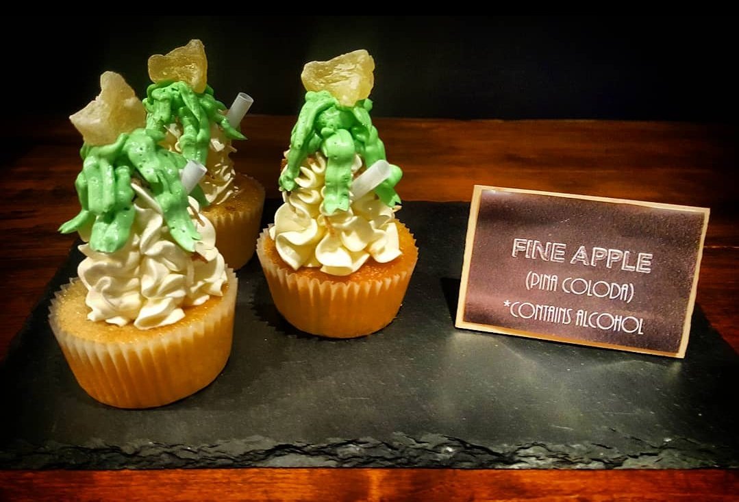 CafeGuilty's tweet photo. If You Were A Fruit, You Would Be A Fine Apple(Pina Colada) #guiltypleasures #guiltypleasurez #cake #dessert #desserts #cafe #cakes #woodbridge #vaughan #cupcake #cupcakes #coconutcupcakes #coconut #pinacolada #pineapple #pineapplejuice #coconutcream #pinacoladacupcakes 
#alcohol https://t.co/J3Scmm91oZ