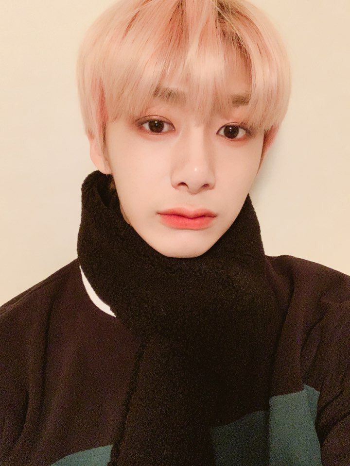 Hyungwon___x's tweet photo. 新しい環境で、ﾓﾝﾍﾞﾍﾞのみんなが
このような表情にならないよう、無理せず休みながら楽しく過ごせますように() https://t.co/hM5ZzBBw0u