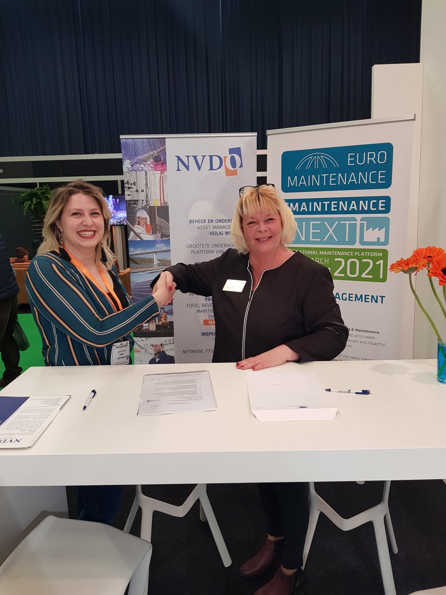 NVDO2's tweet photo. Weer een uitstekende #MaintenanceNext. #NVDO verwelkomt nieuwe collega Sade, nieuwe leden, plannen en contacten. Tot morgen @rotterdamahoy https://t.co/15eUQ2fERm