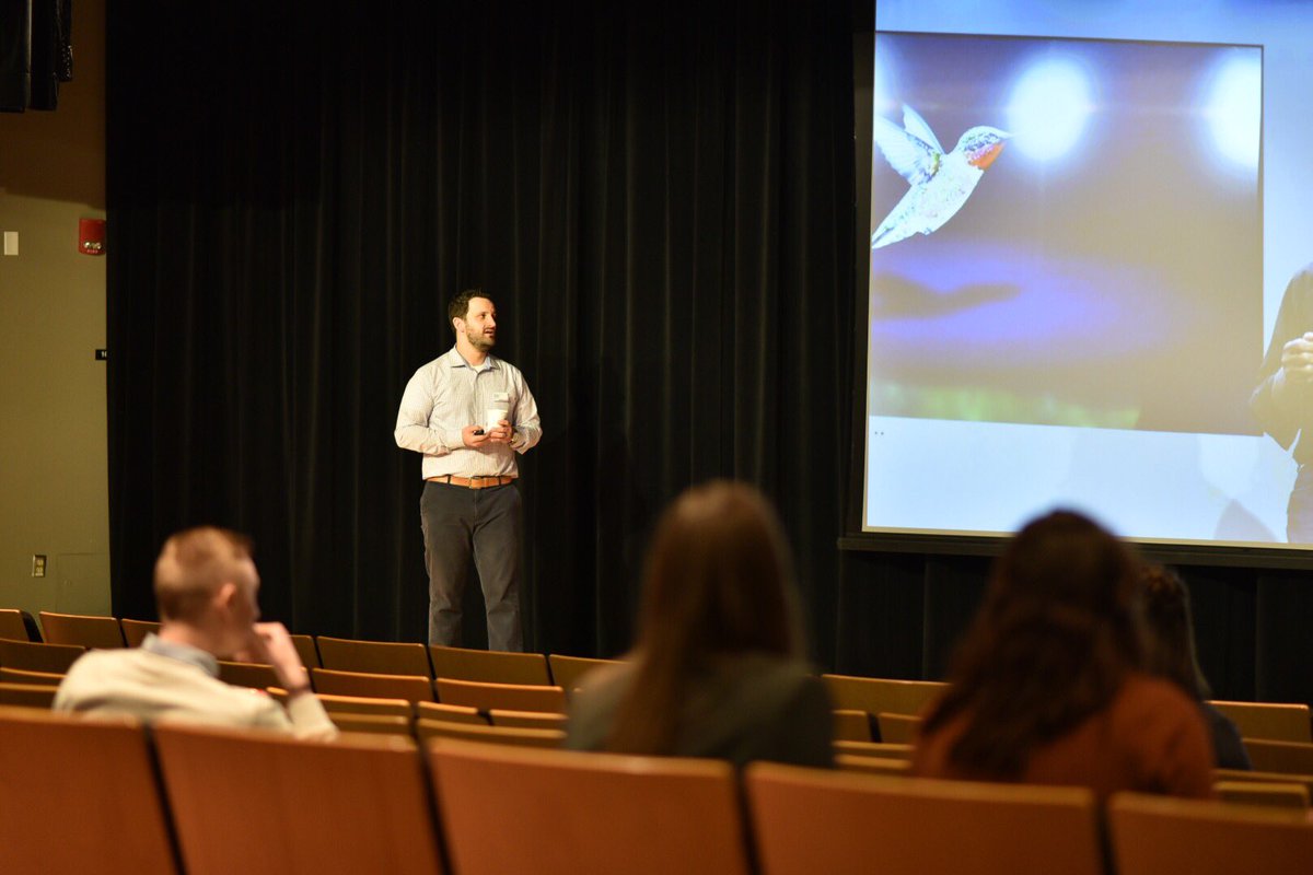 A 🔥 quote from our afternoon breakout sessions: “If your company does not have an app today, do not build one. Do not invest your time and money into something that is going to be obsolete in 2-3 years.” via @stephaniecox04 at #interact19