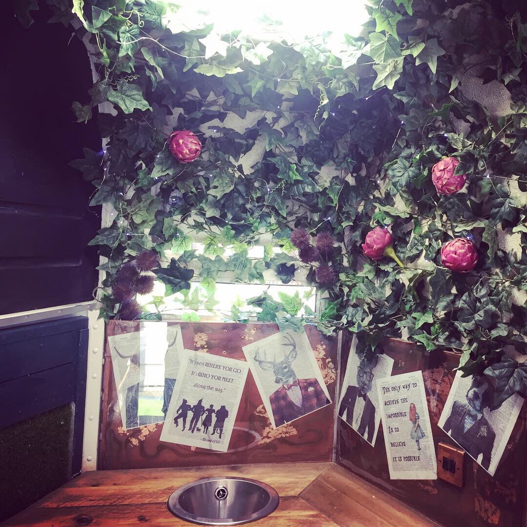 Loving our sink area in #mobilebar 🥂🥳😘#events #weddings #celebrations