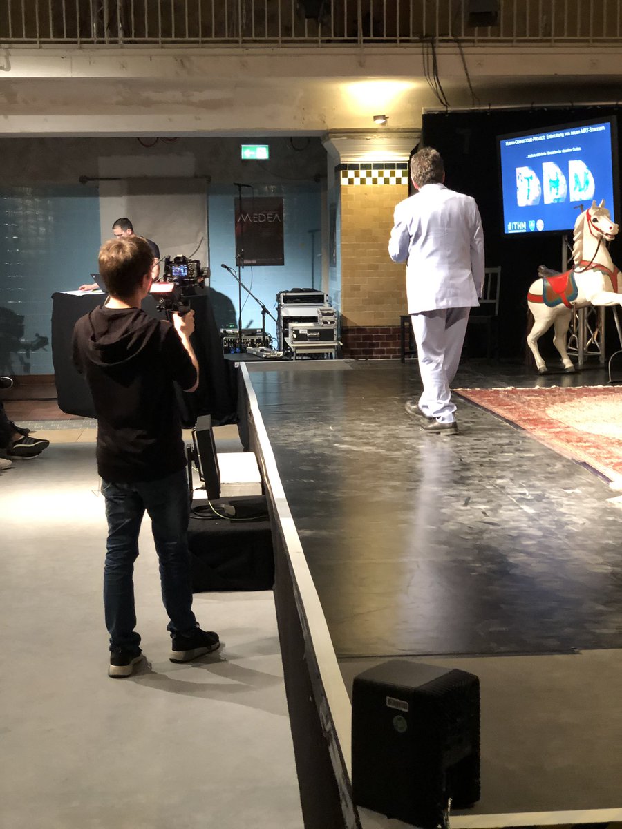 laborzehn's tweet photo. Live aus dem Theater „Altes Hallenbad“ Friedberg: die Auftaktveranstaltung der @THMtweets Ringvorlesung zum Thema „Megatrend Digitalisierung“
#outsidebroadcast #üwagen #labor10 https://t.co/tldAh8e0lu